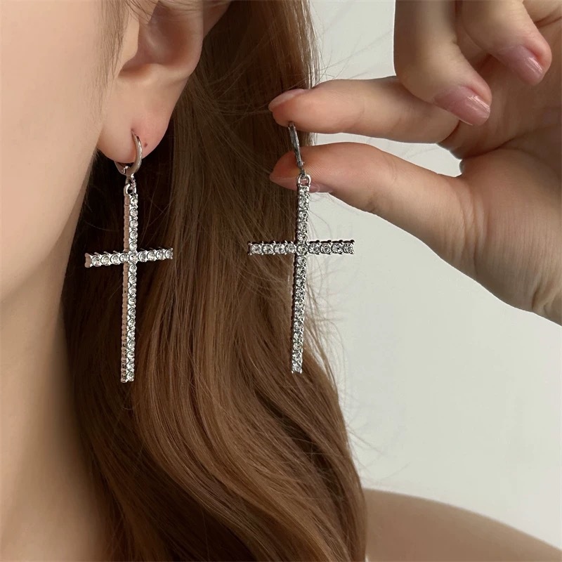 Minimalistyczne kolczyki z cyr – Men'S Minimalist Accessories recenzja i cena